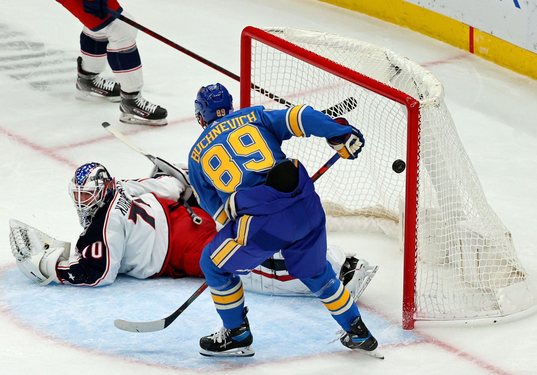 Blues host Blue Jackets